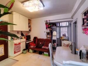 金城大厦 3室1厅 46.37㎡ 满五唯一 金城大厦 3室1厅 46.37㎡ 满五唯一深圳罗湖区春风路二手房图片