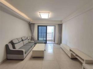 保利时代 4室2厅 124㎡ 简装珠海金湾区航空新城二手房图片