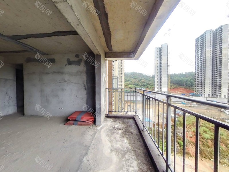 凤凰新城 4室2厅 138.23㎡ 毛坯_凤凰新城二手房图片图片10